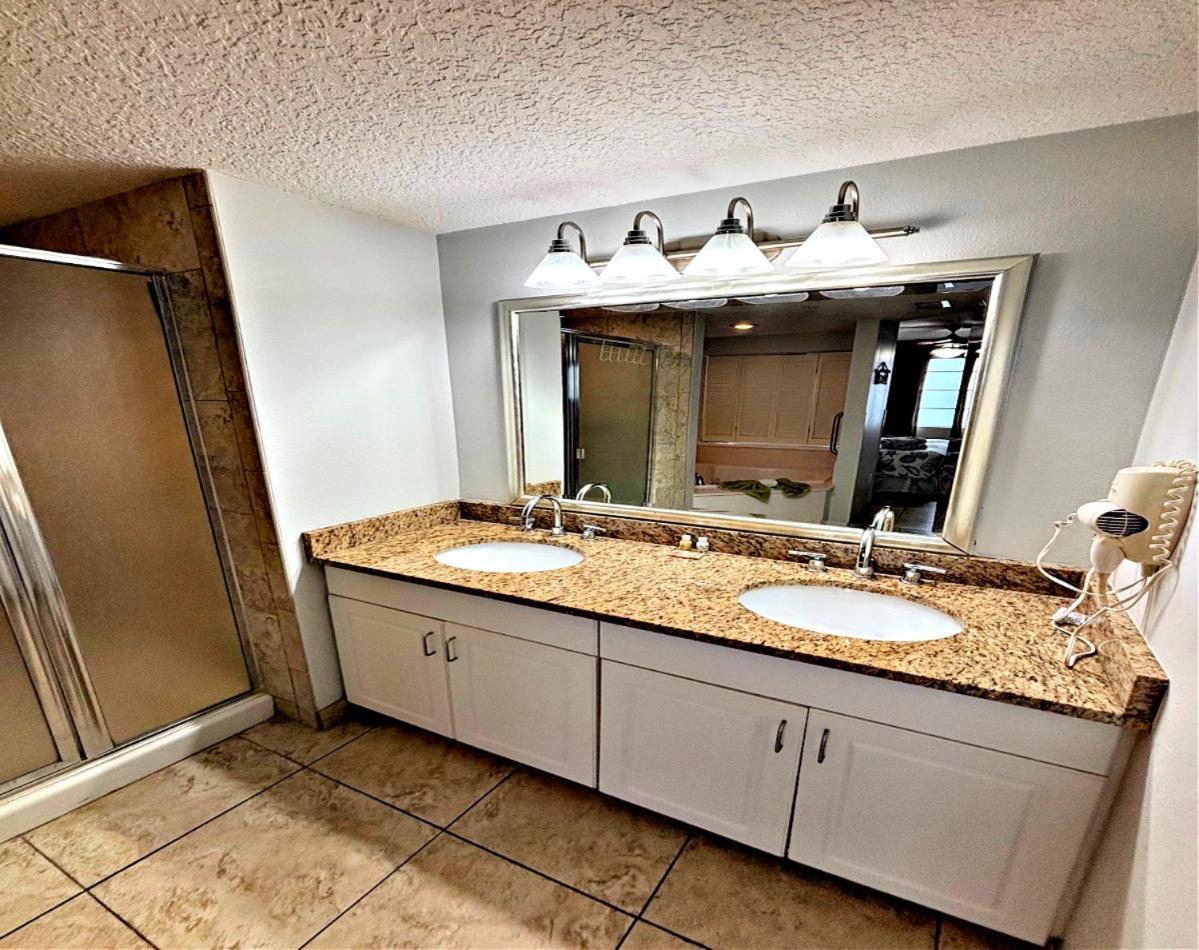 2 Bedroom Direct Oceanfront Wyndham Ocean Walk Daytona Beach 2226-0 Kültér fotó